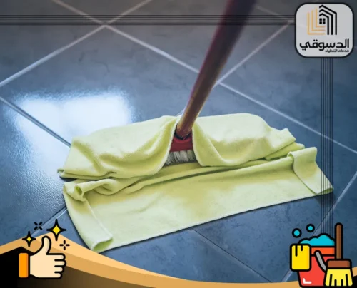 تنظيف حمامات السباحة